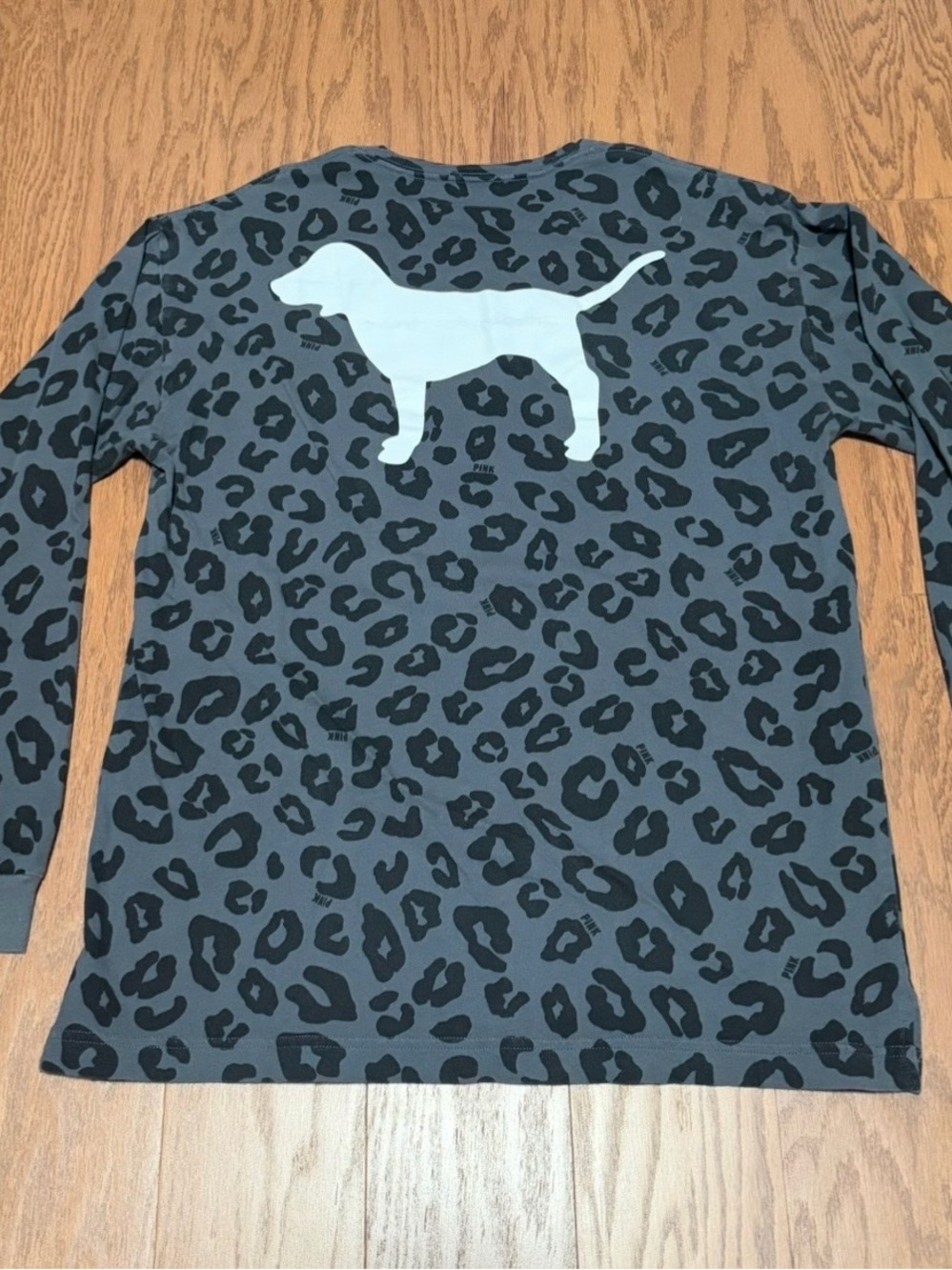 VS Pink (Harder To Find) Leopard Dog Campus Long Sleeve Shirt- Size Large - Picture 3 of 5